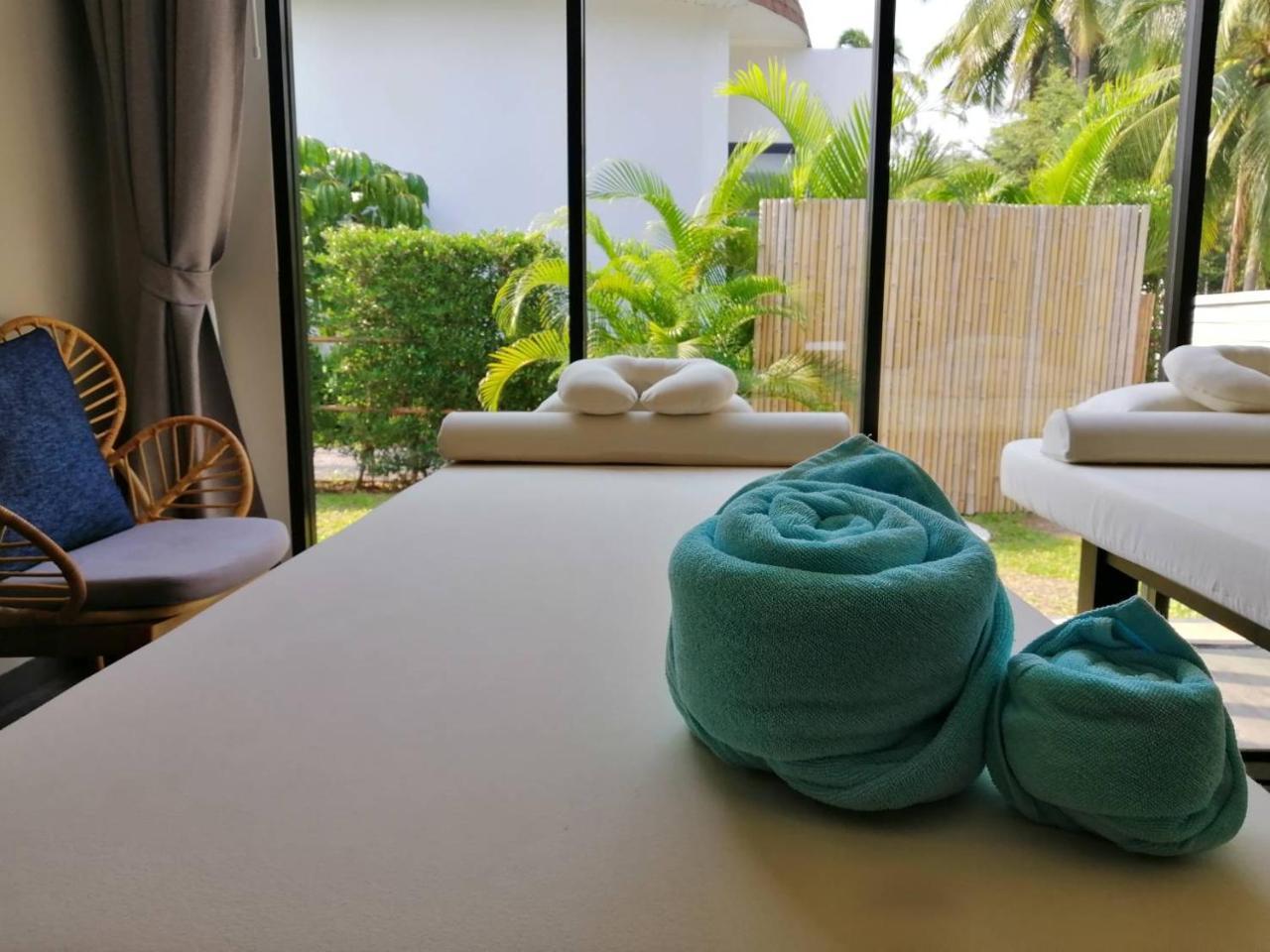 Tungtong Beach Villas Thap Sakae Esterno foto