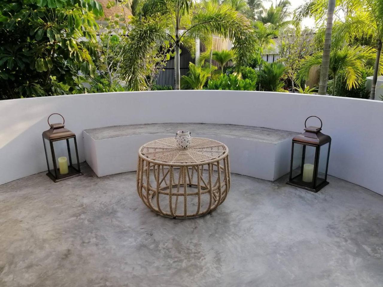Tungtong Beach Villas Thap Sakae Esterno foto