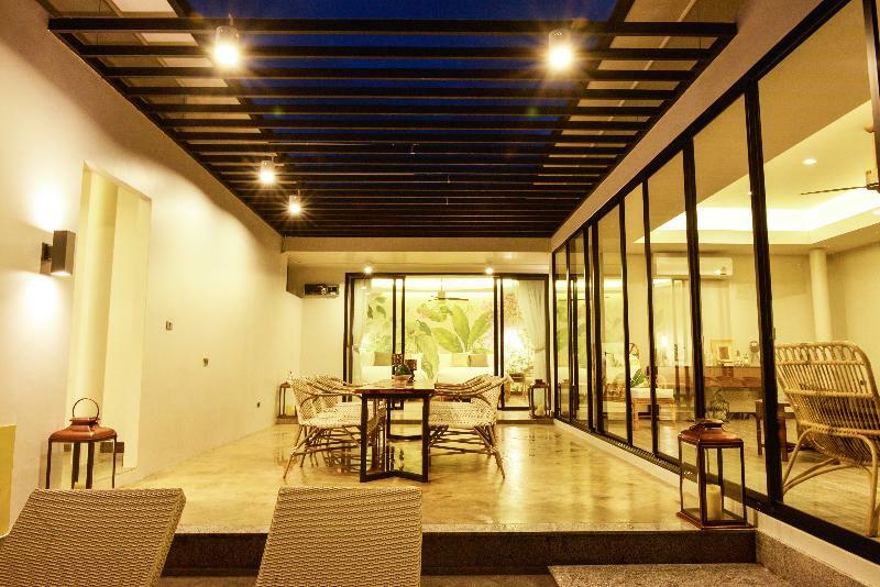 Tungtong Beach Villas Thap Sakae Esterno foto