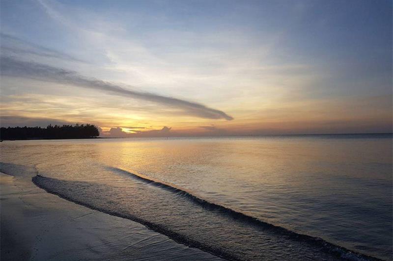 Tungtong Beach Villas Thap Sakae Esterno foto
